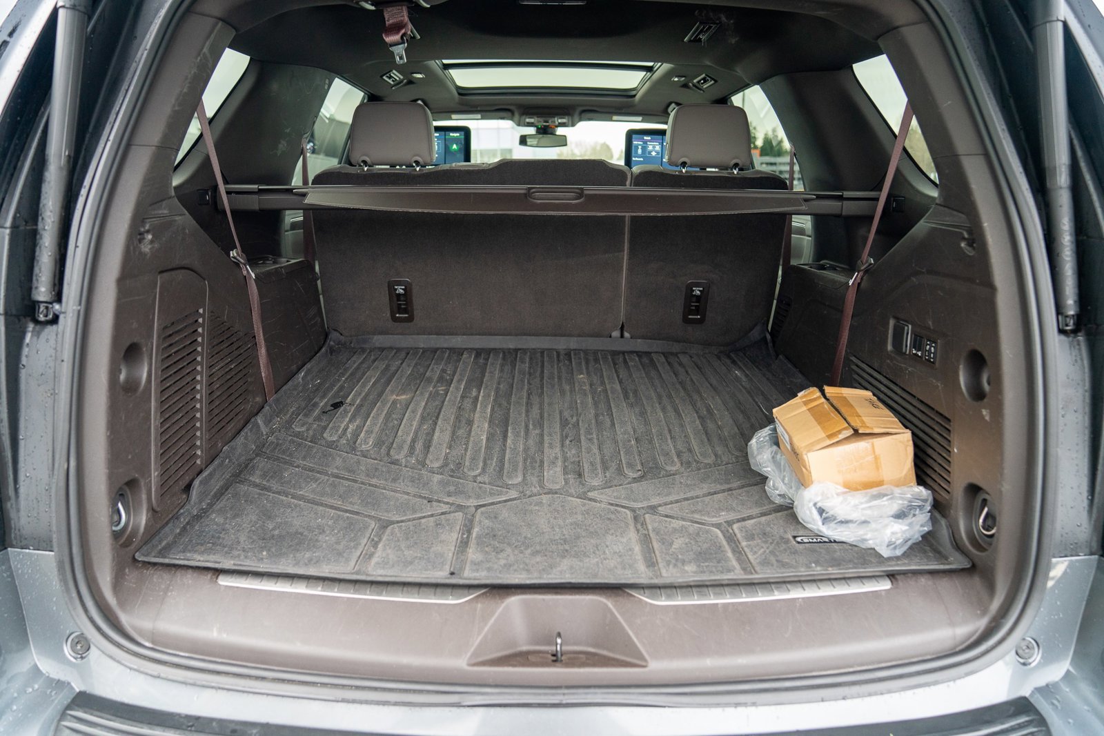 Used 2021 Chevrolet Tahoe Z71 w/ Z71 Off-Road Package image 29