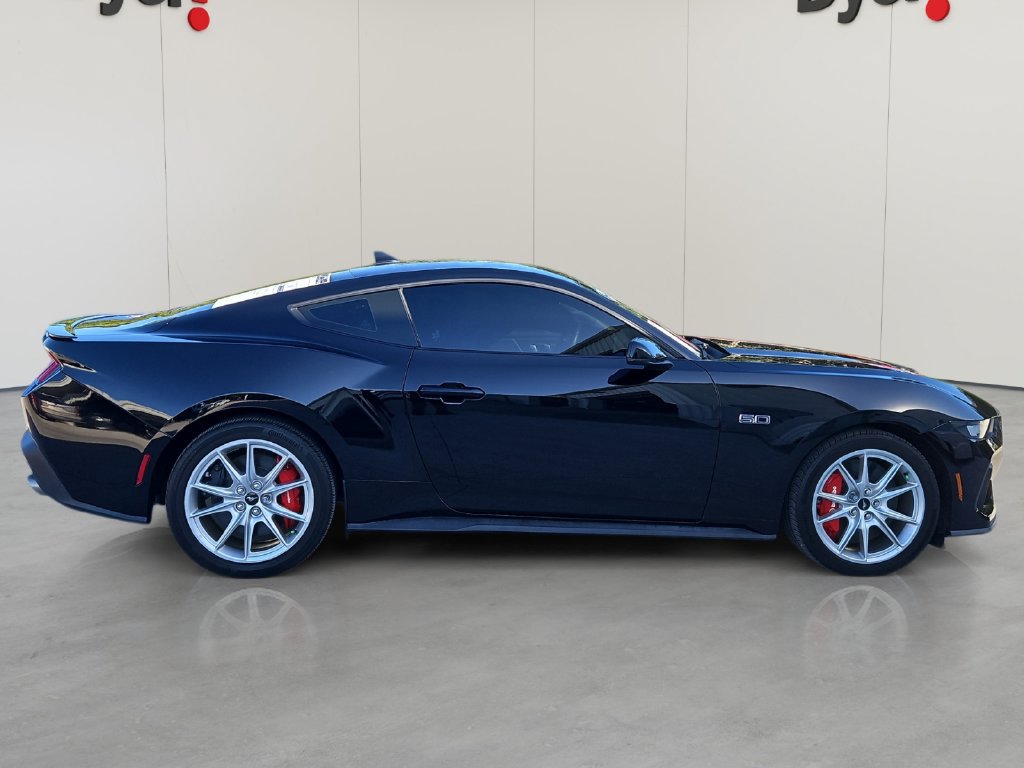 Used 2024 Ford Mustang GT Premium RWD image 6