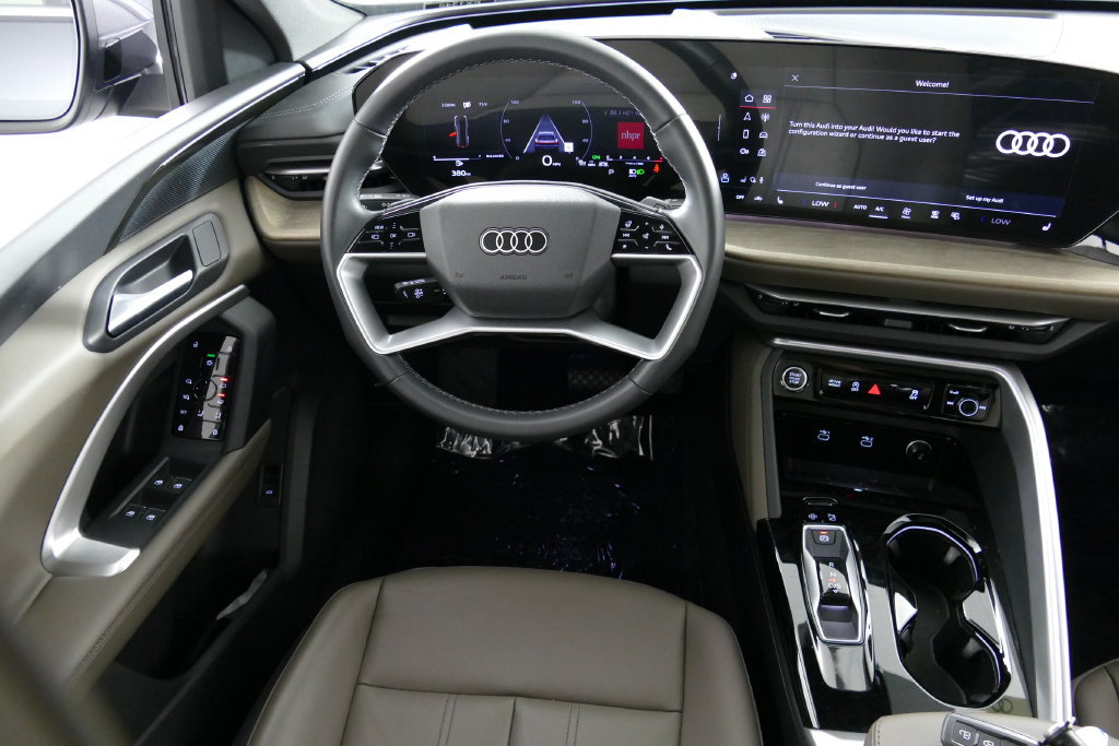 Certified 2025 Audi Q5 Premium w/ Convenience Package AWD/4WD image 27