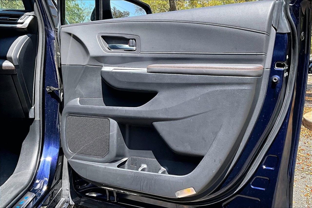 Used 2022 Toyota Sienna XSE w/ XSE Plus Package image 29