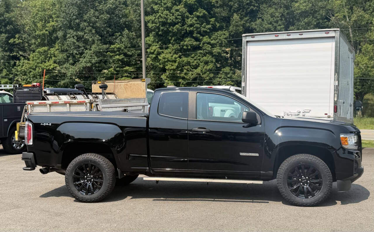 Used 2022 GMC Canyon Elevation Standard w/ Convenience Package AWD/4WD image 2