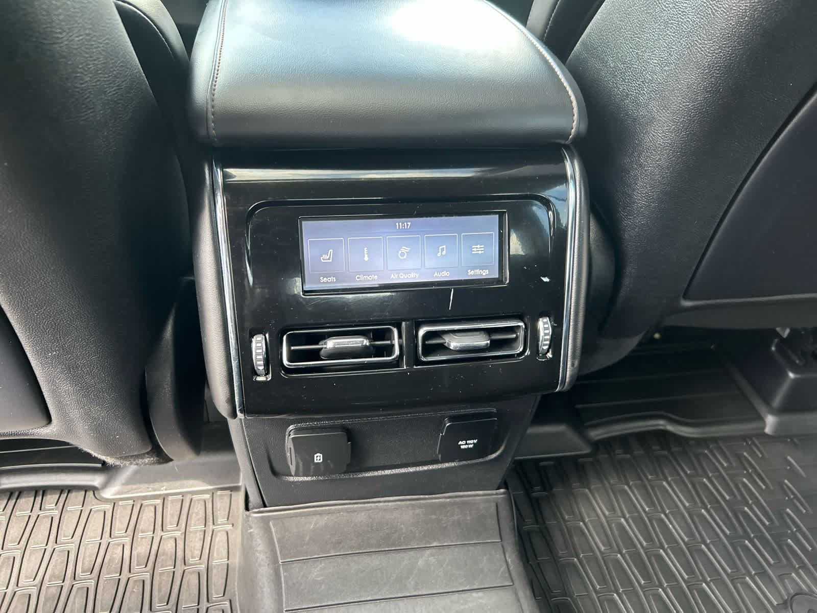 Used 2022 Lincoln Aviator Grand Touring w/ Equipment Group 301A AWD/4WD image 28