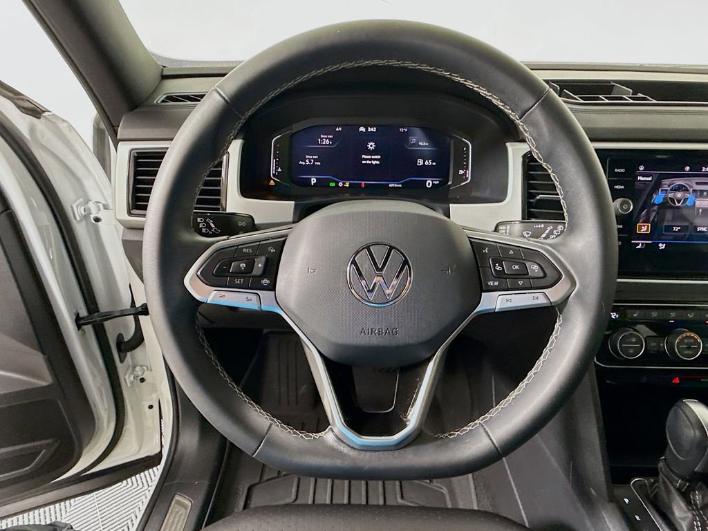 Used 2023 Volkswagen Atlas Cross Sport SE w/ Panoramic Sunroof Package image 11