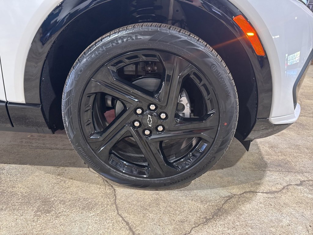 New 2025 Chevrolet Equinox EV RS w/ Convenience Package II image 9