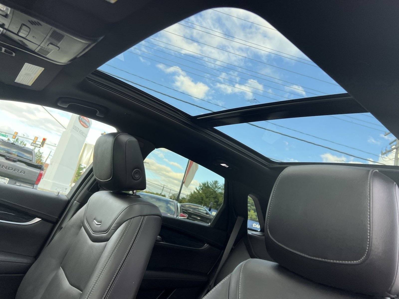 Used 2023 Cadillac XT5 Premium Luxury AWD/4WD image 23