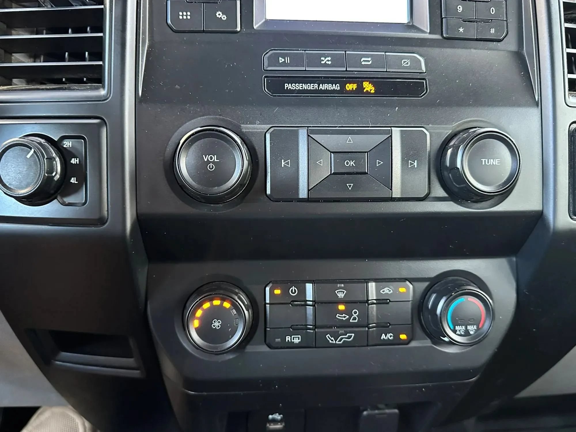 Used 2019 Ford F150 XL w/ XL Power Equipment Group AWD/4WD image 18