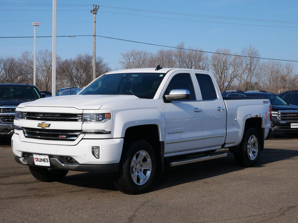 Used 2017 Chevrolet Silverado 1500 LTZ Z71 w/ LTZ Plus Package image 3