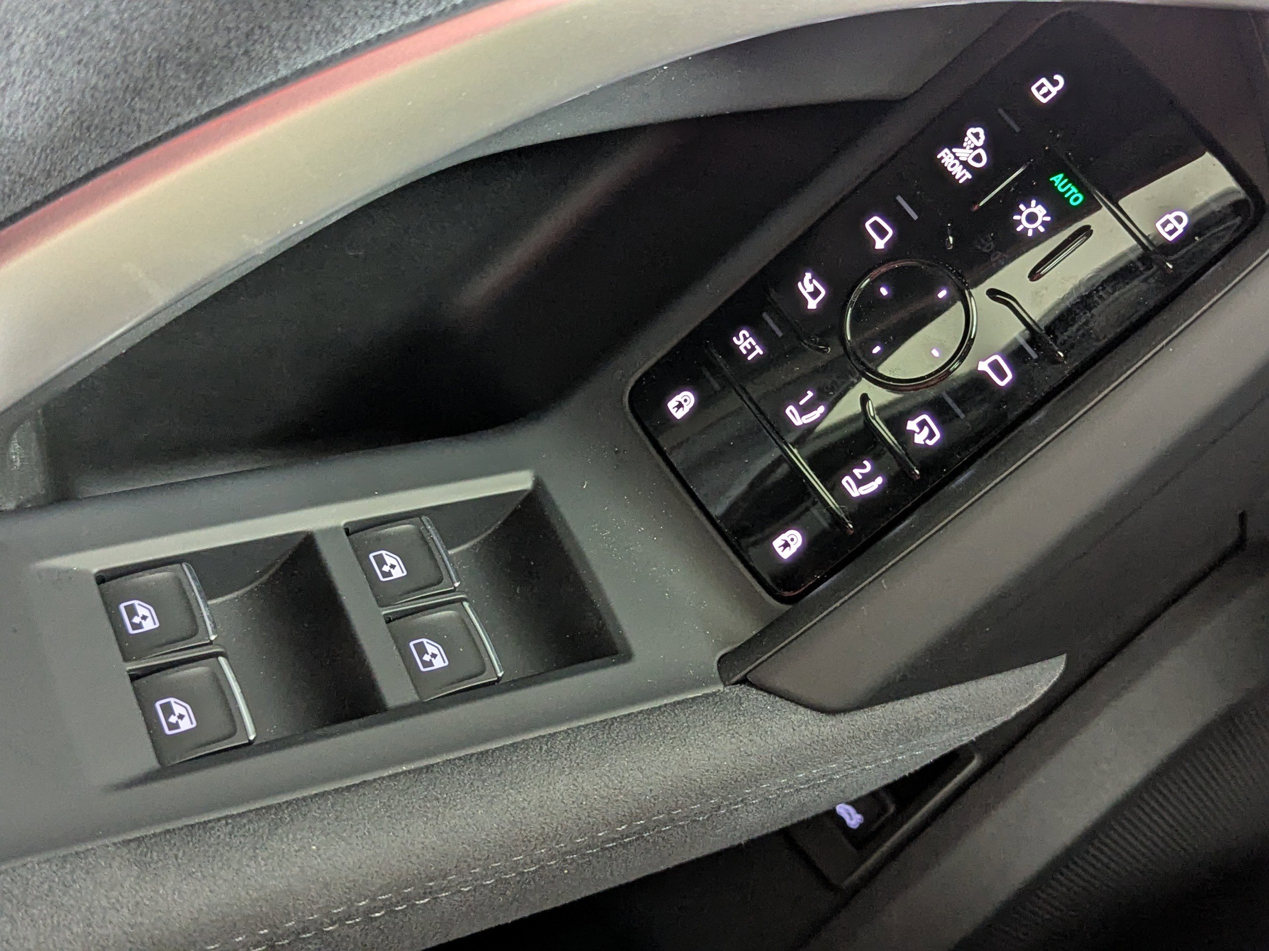 New 2025 Audi SQ5 Premium Plus image 21