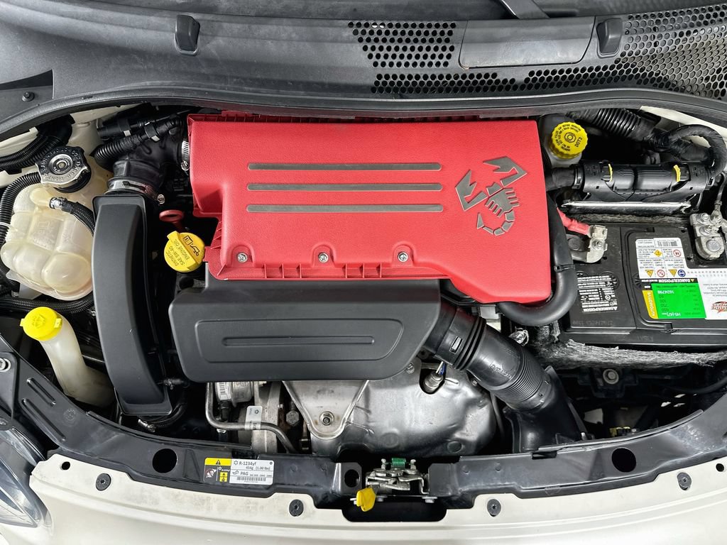 Used 2018 FIAT 500 Abarth w/ Popular Equipment Package FWD image 31