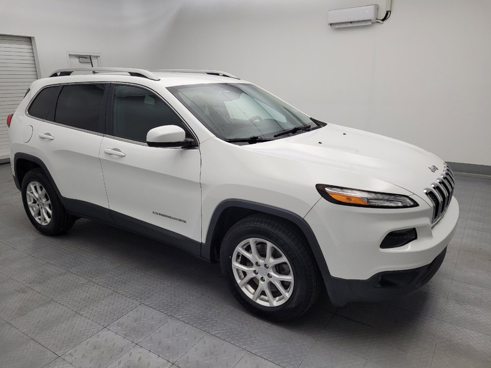 Used 2016 Jeep Cherokee Latitude w/ Comfort & Sound Group AWD/4WD image 11