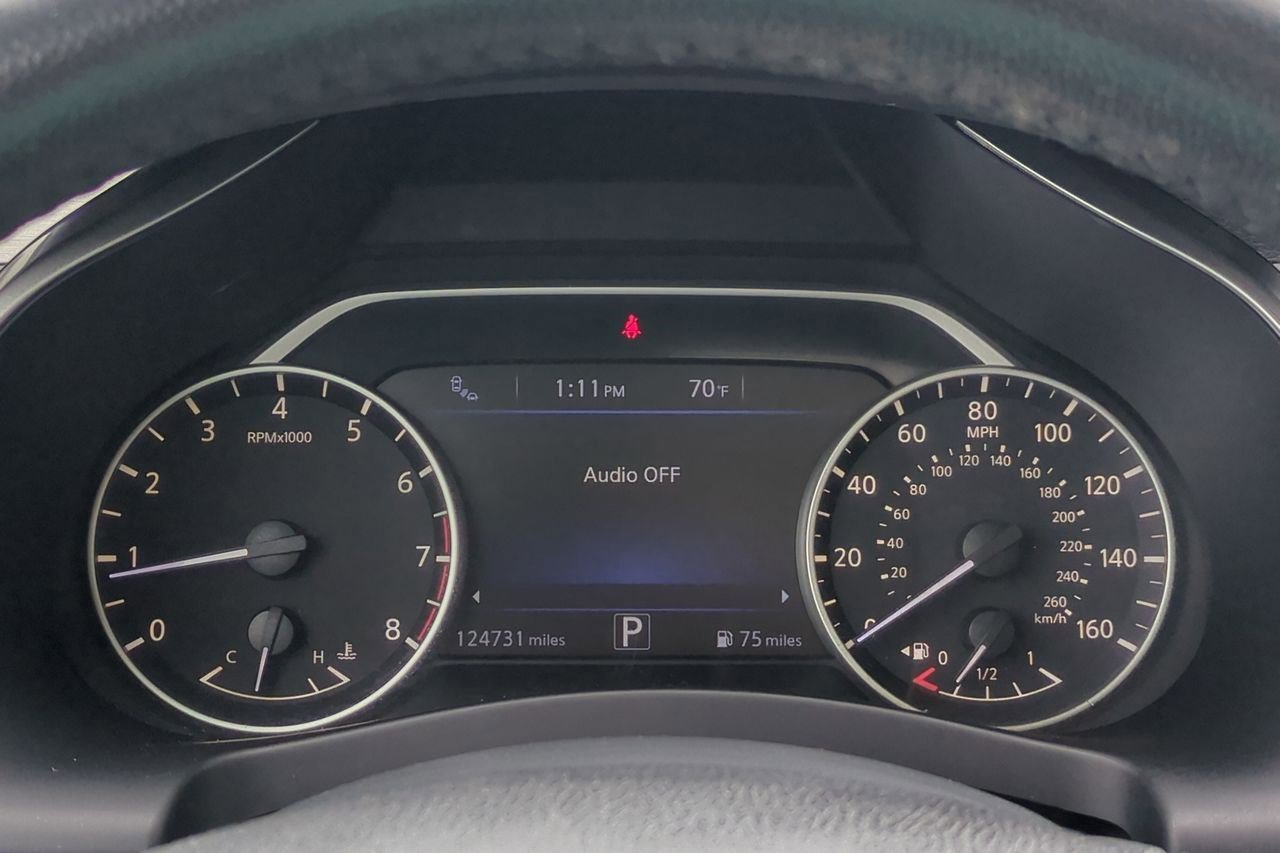 Used 2015 Nissan Murano Platinum w/ Platinum Technology Package AWD/4WD image 22