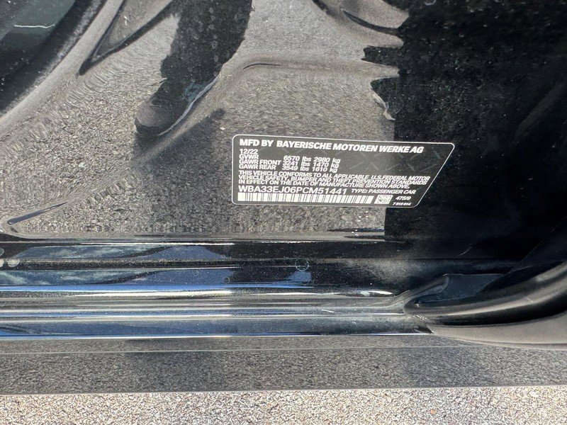 Used 2023 BMW 760i xDrive image 23