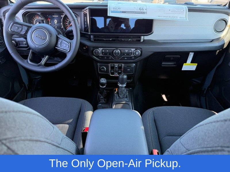 New 2025 Jeep Gladiator Sport image 6