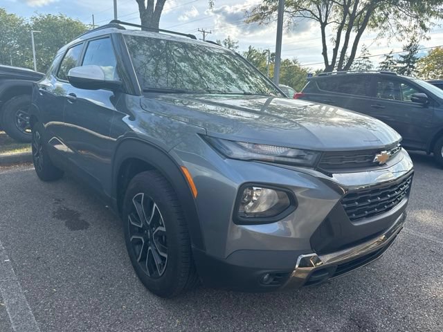 Used 2022 Chevrolet TrailBlazer ACTIV w/ Sun and Liftgate Package FWD image 6