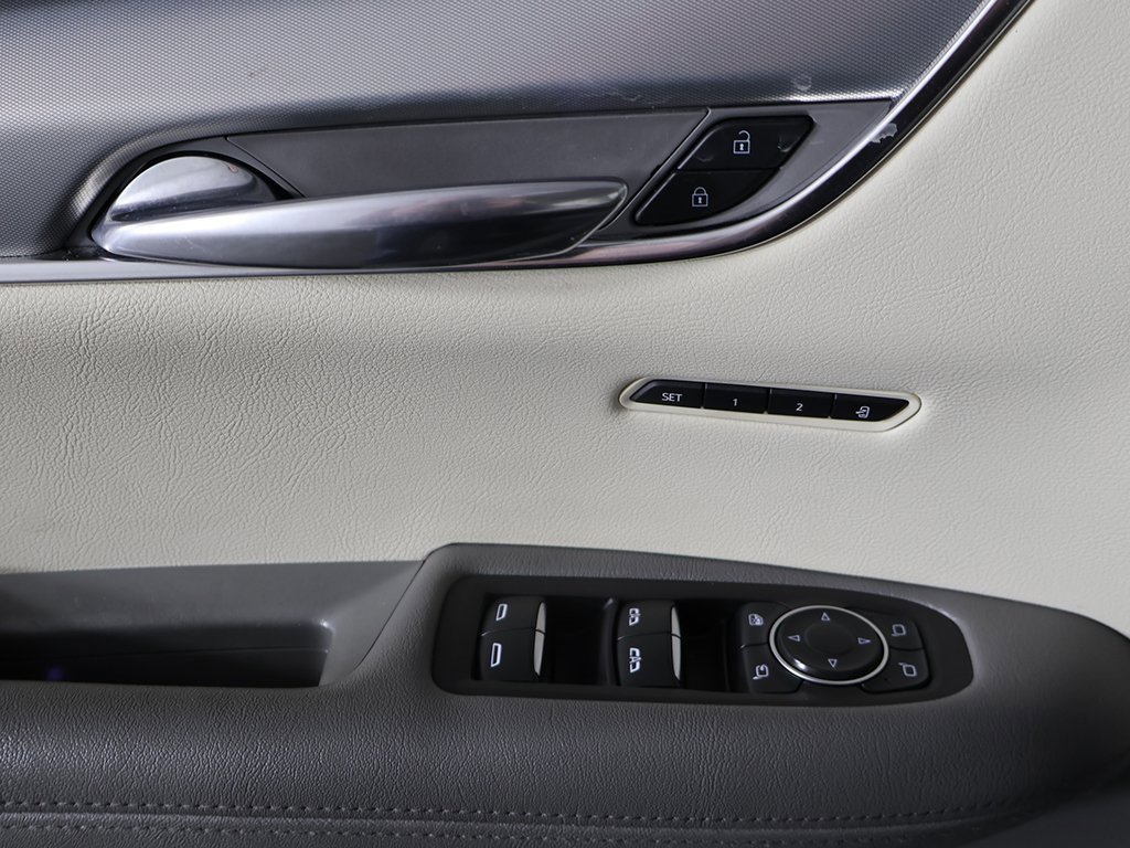 Used 2022 Cadillac XT5 Premium Luxury image 35