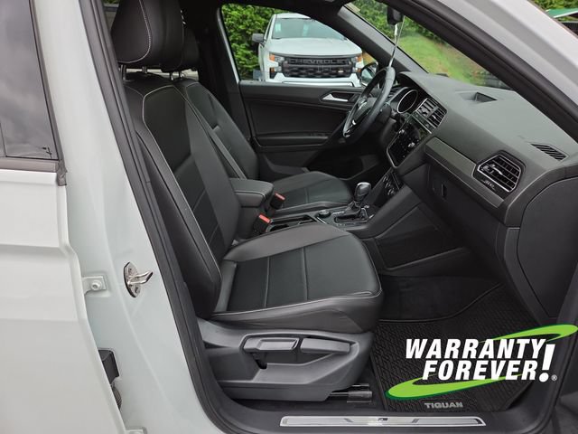 Used 2021 Volkswagen Tiguan SE R-Line AWD/4WD image 15