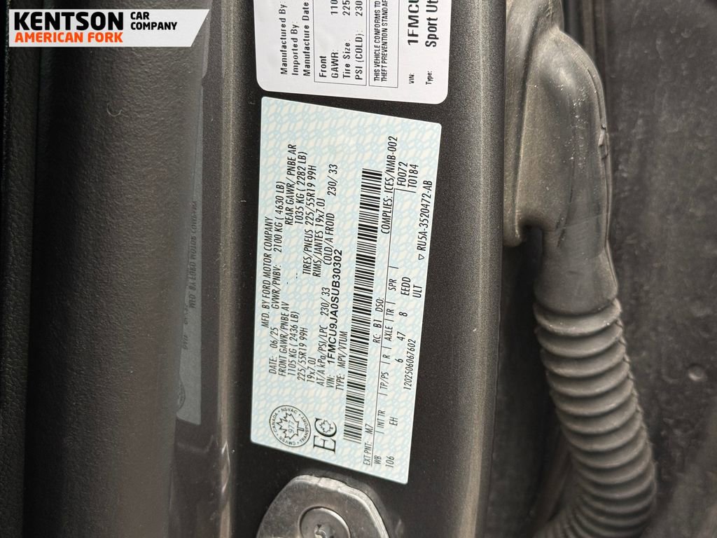 Used 2025 Ford Escape Platinum image 42