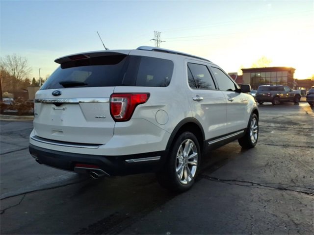 Used 2018 Ford Explorer Limited w/ Equipment Group 301A image 6