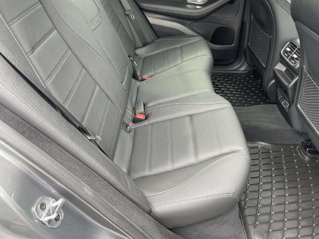 Used 2025 Mercedes-Benz GLE 580 4MATIC image 19