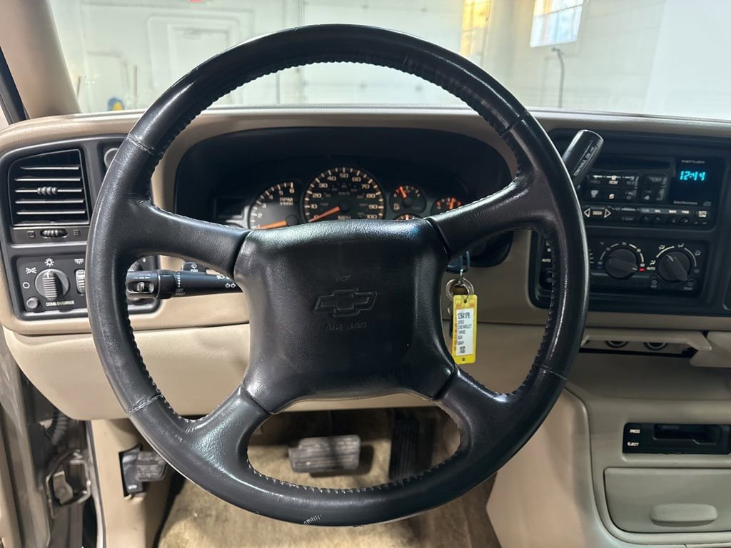 Used 2002 Chevrolet Tahoe LT image 12
