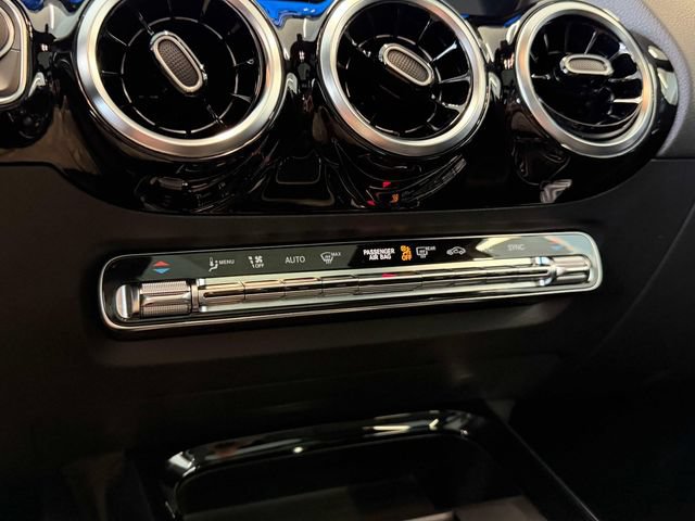 Certified 2023 Mercedes-Benz GLA 250 4MATIC image 29