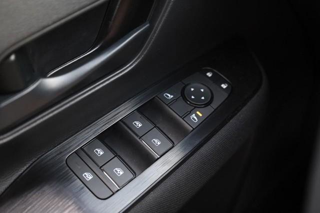 New 2026 Nissan Kicks S image 18