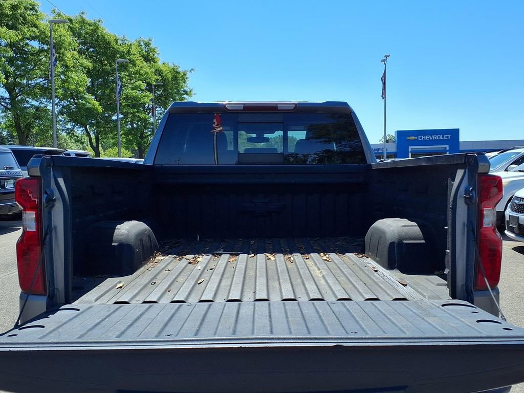 Used 2019 Chevrolet Silverado 1500 LT w/ All-Star Edition AWD/4WD image 8