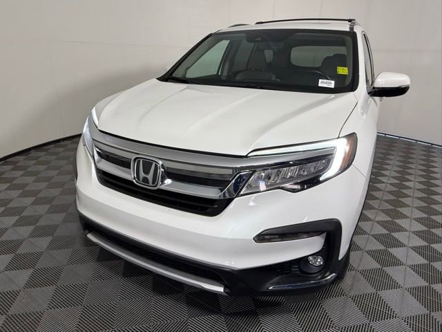 Used 2021 Honda Pilot Touring image 2