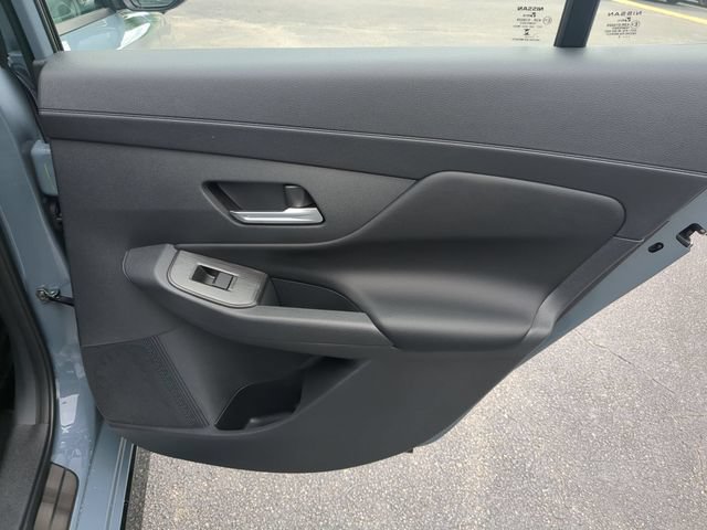 New 2026 Nissan Sentra SR FWD image 30