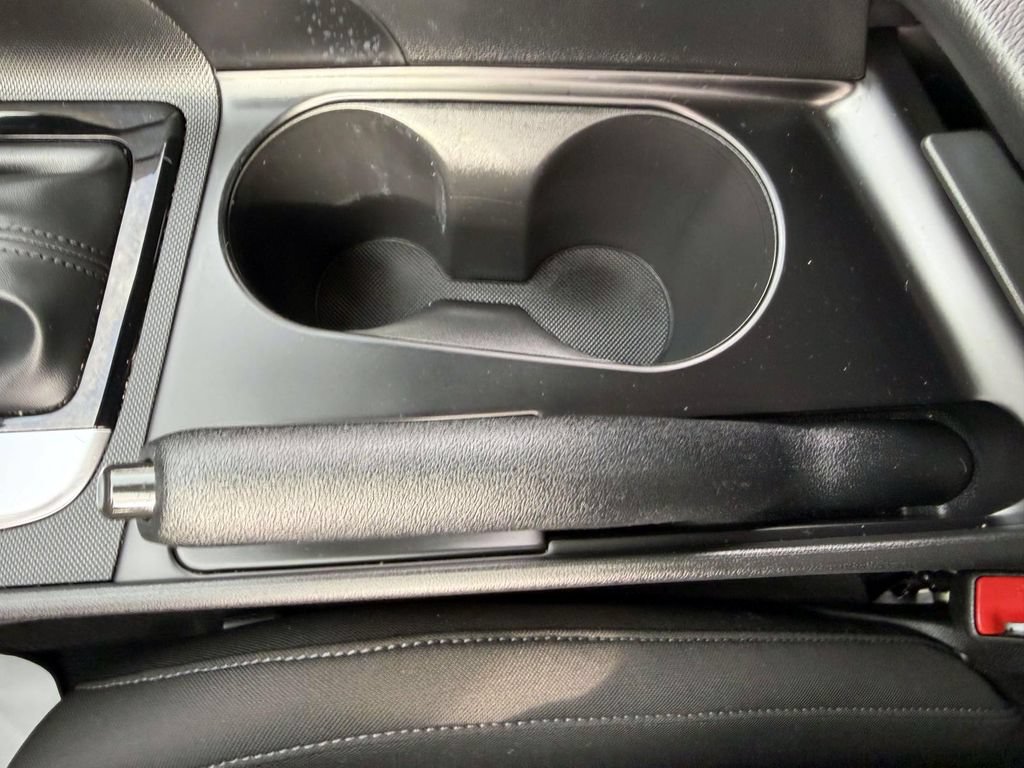 Used 2023 Hyundai Elantra SEL FWD image 23