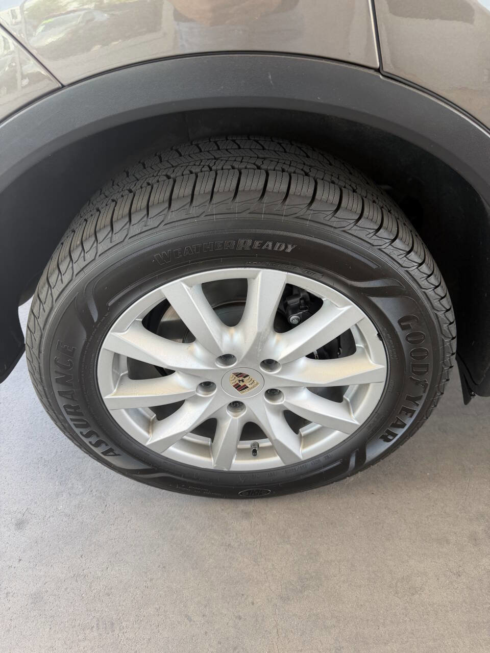 Used 2013 Porsche Cayenne Diesel AWD/4WD image 23