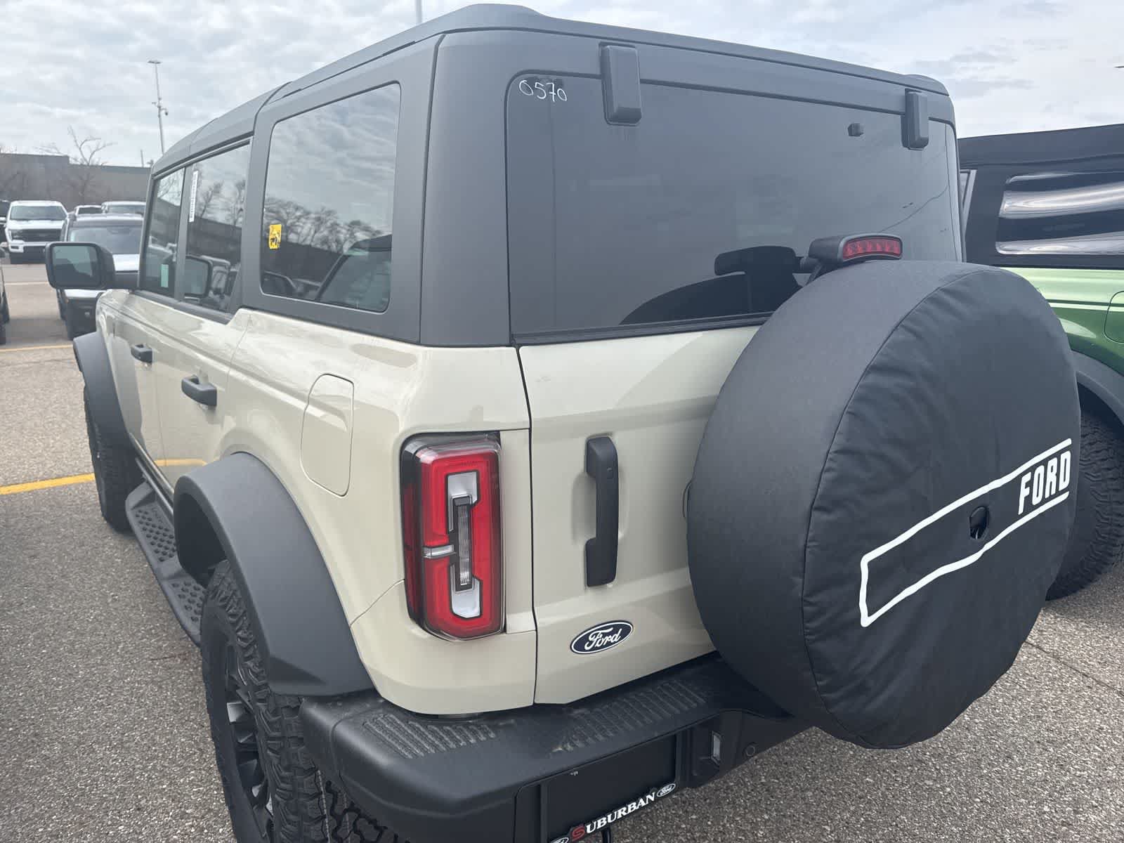New 2026 Ford Bronco Badlands AWD/4WD image 6