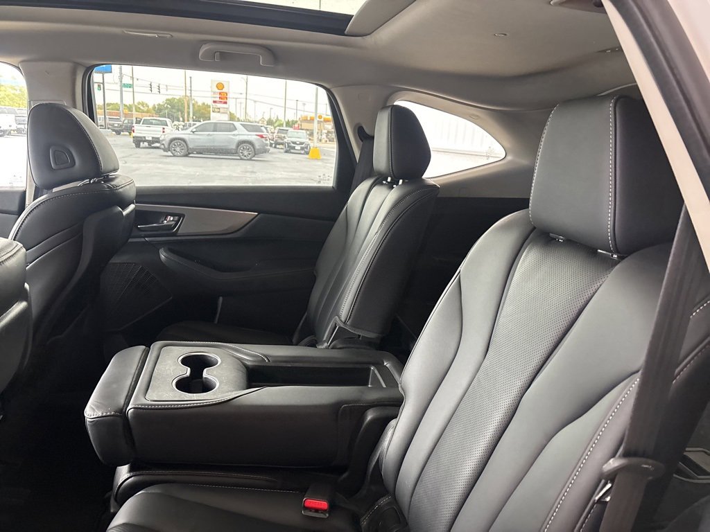 Used 2024 Acura MDX SH-AWD w/ Technology Package image 23