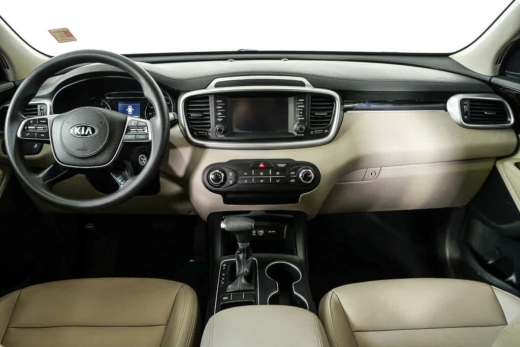 Used 2020 Kia Sorento LX image 19