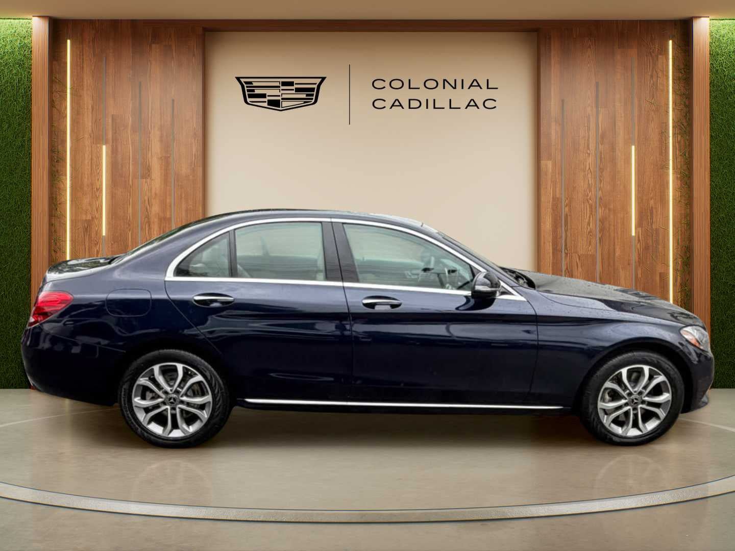 Used 2018 Mercedes-Benz C 300 4MATIC Sedan image 6