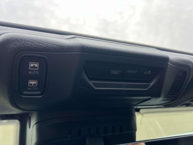 Used 2025 Jeep Wrangler Rubicon w/ Steel Bumper Group image 35