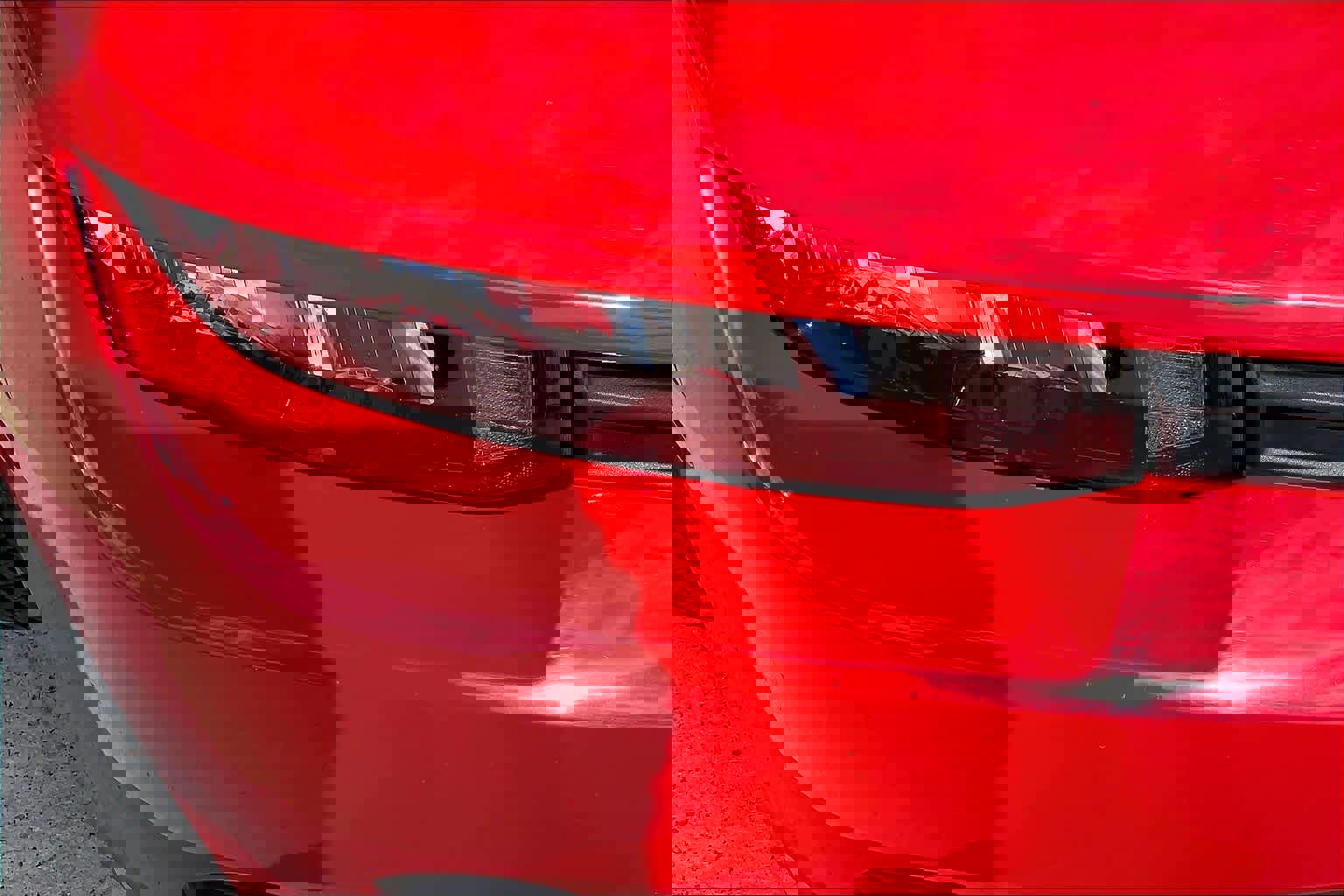 Used 2015 Chevrolet Camaro LS RWD image 23