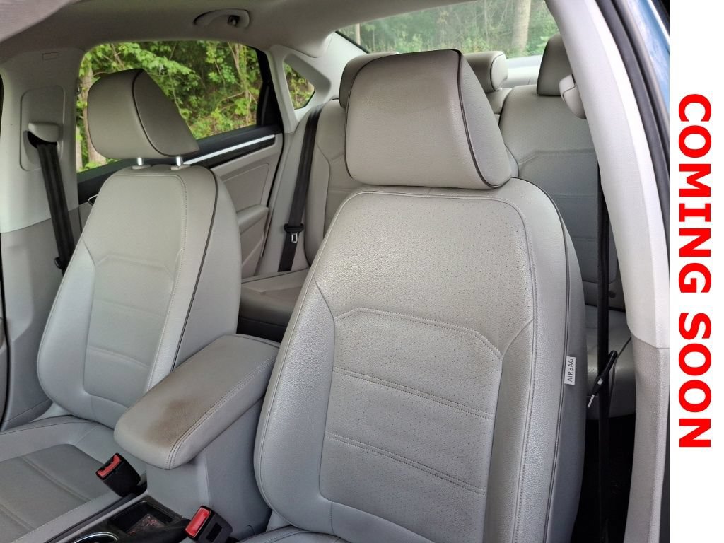 Used 2018 Volkswagen Passat 2.0T SE w/ SE Lighting Package FWD image 12