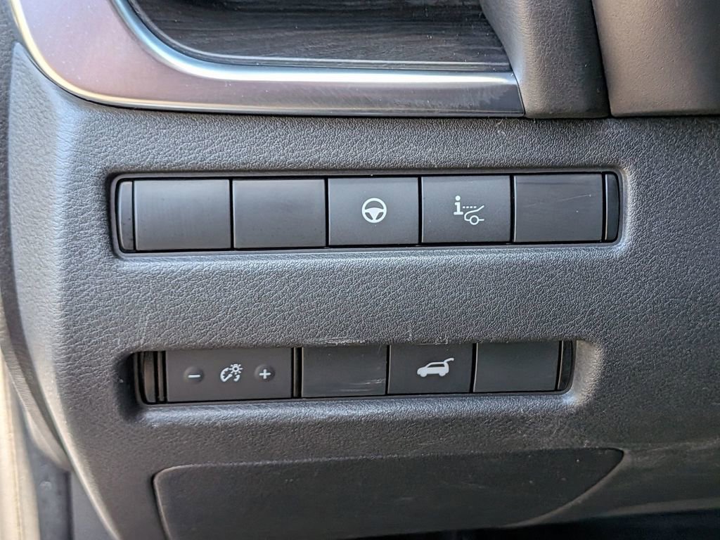 Used 2021 Nissan Rogue Platinum FWD image 19