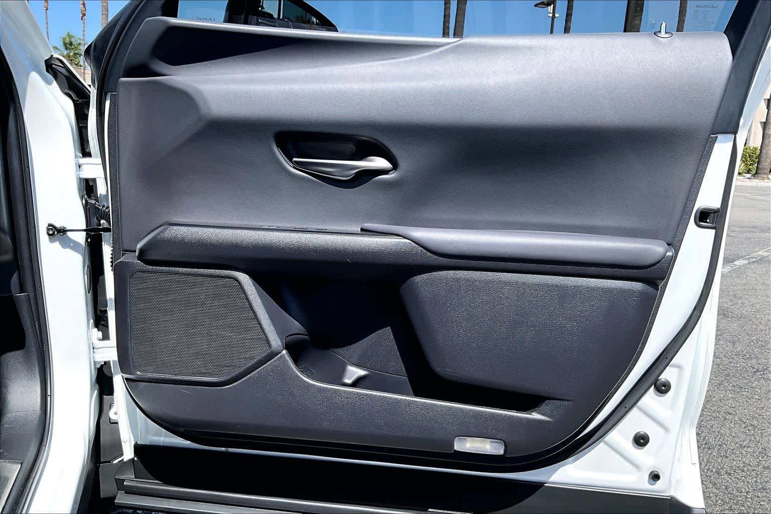 Certified 2024 Lexus UX 250h FWD image 21