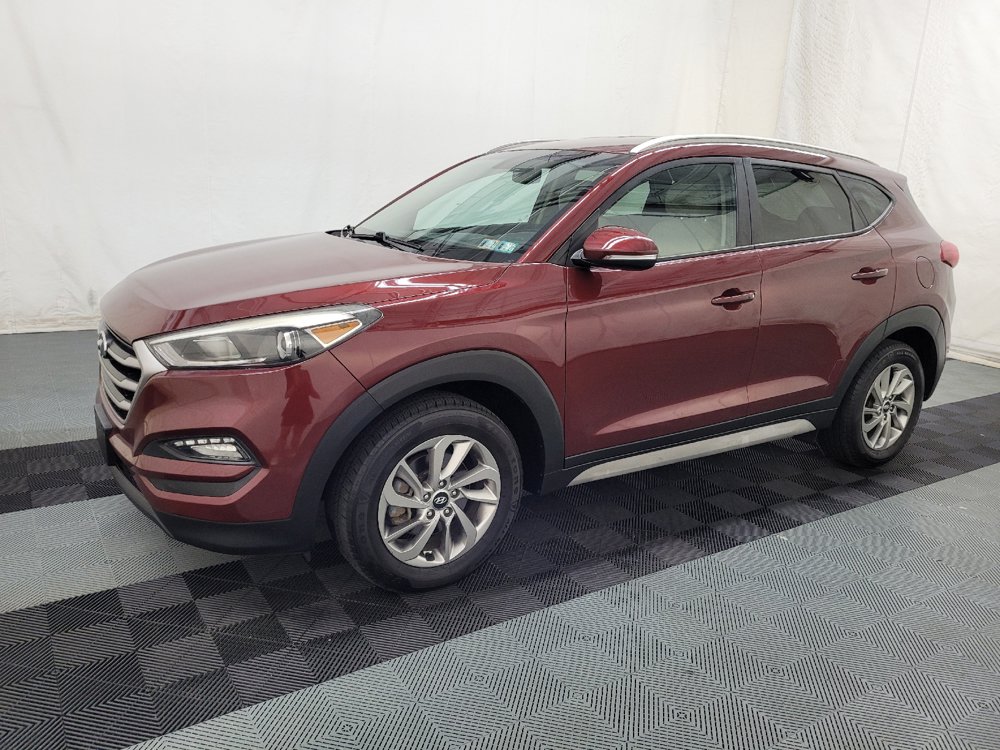 Used 2017 Hyundai Tucson SE Plus AWD/4WD image 2