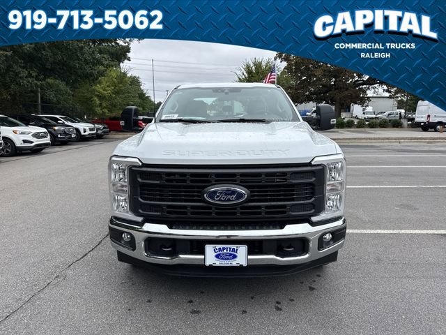 New 2025 Ford F250 XL w/ XL Chrome Package image 3