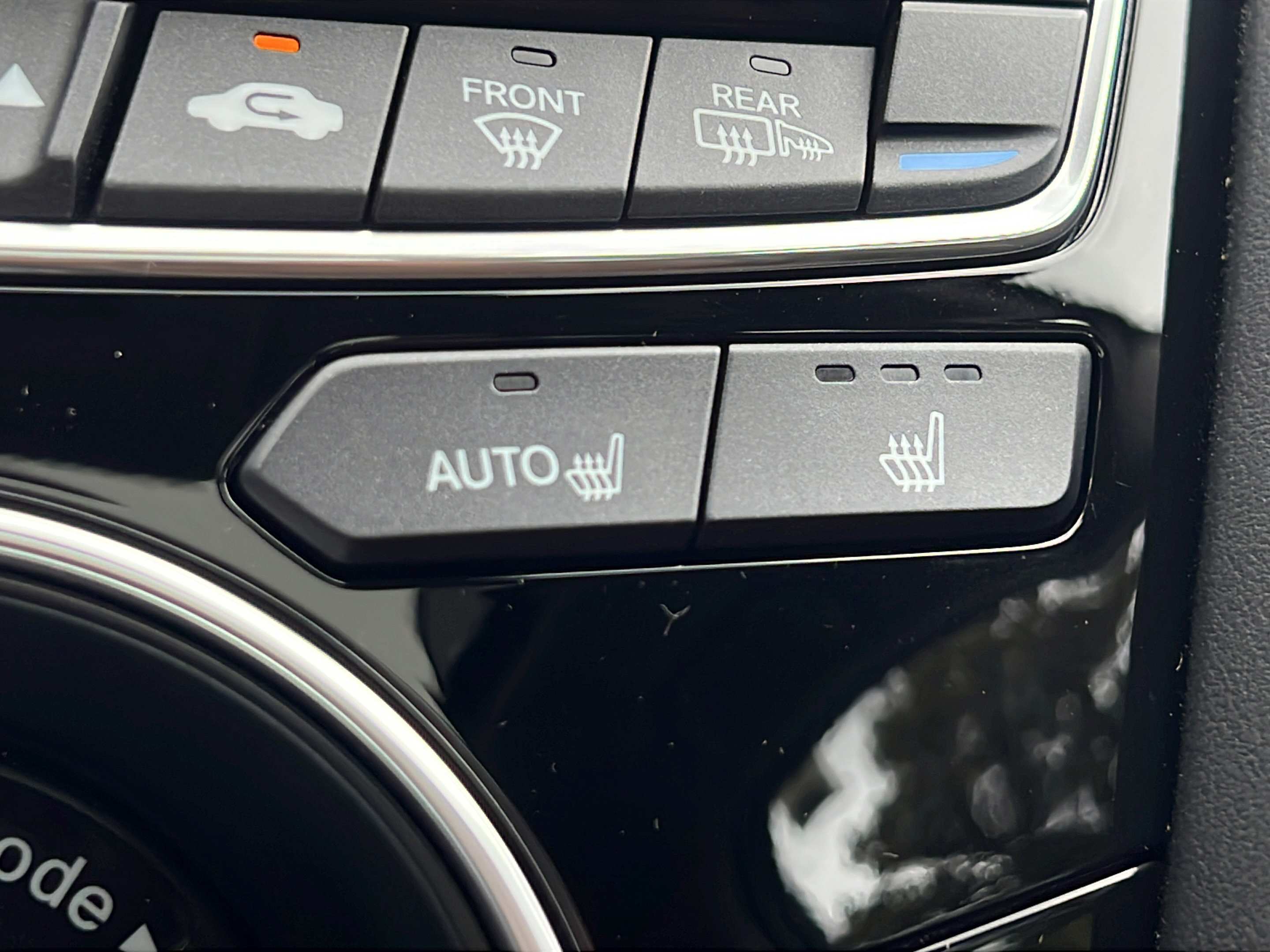 Used 2024 Acura RDX w/ Technology Package AWD/4WD image 18