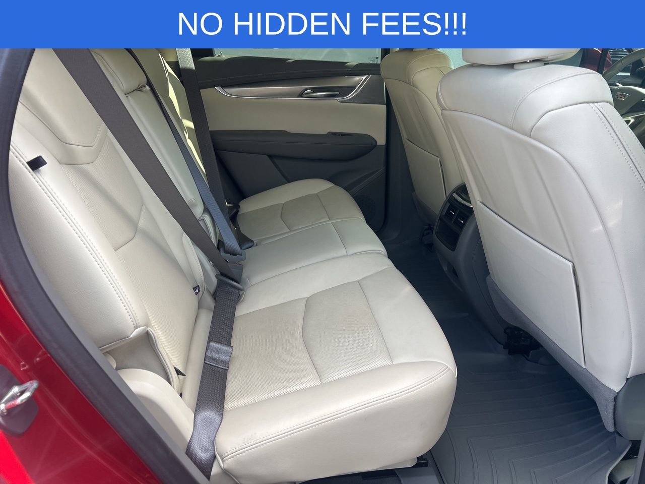 Used 2023 Cadillac XT5 Premium Luxury w/ Technology Package AWD/4WD image 12