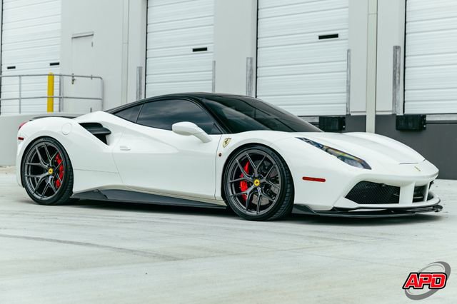 Used 2018 Ferrari 488 GTB RWD image 7