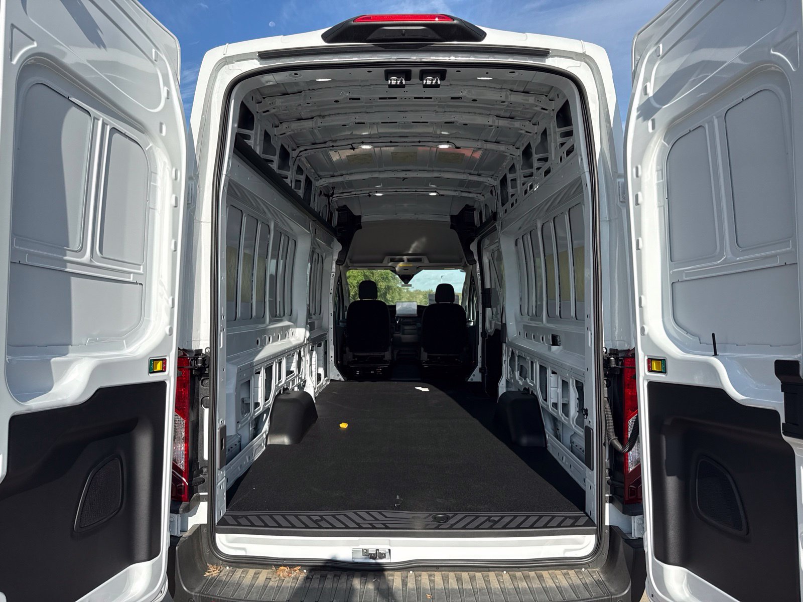 New 2026 Ford Transit 350 148 High Roof Extended AWD image 4