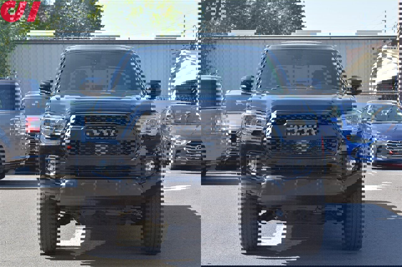 Used 2020 Toyota Tacoma TRD Off-Road w/ TRD Premium Off Road Package image 4