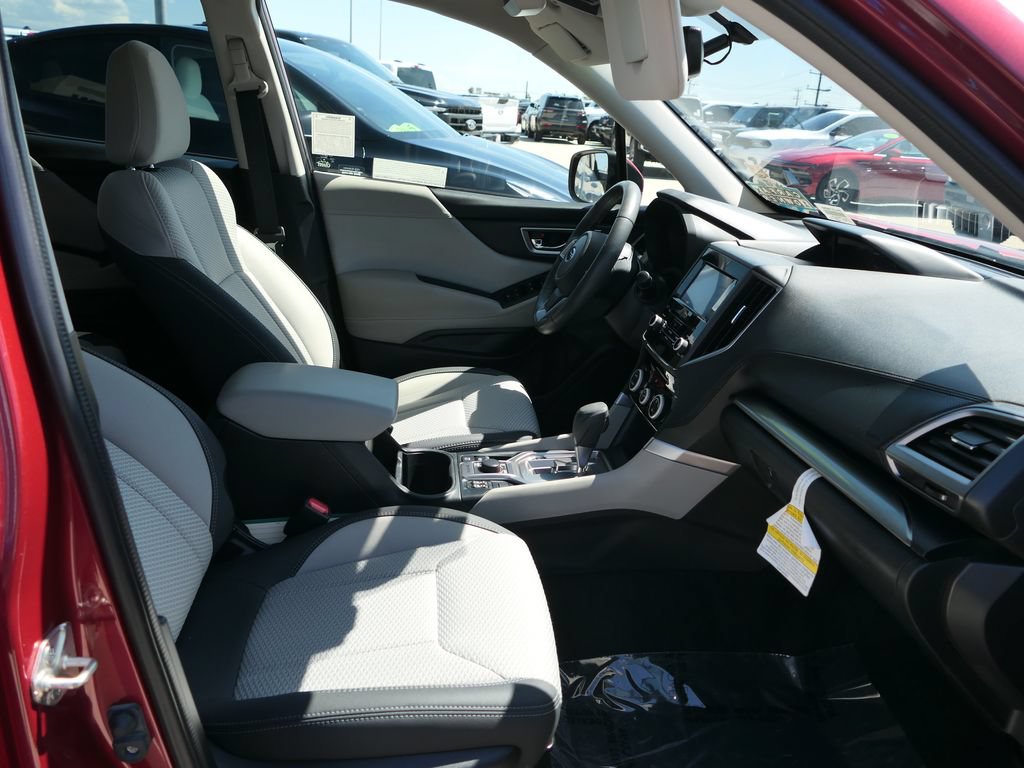 Used 2021 Subaru Forester Premium AWD/4WD image 24