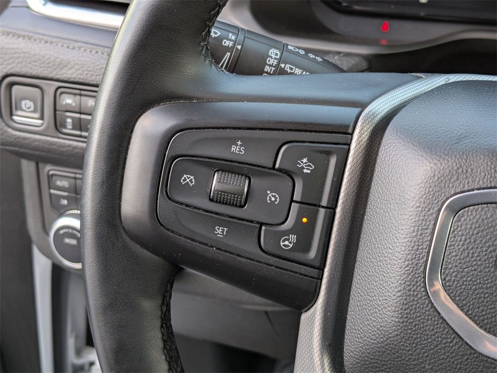 Used 2023 GMC Yukon Denali image 16