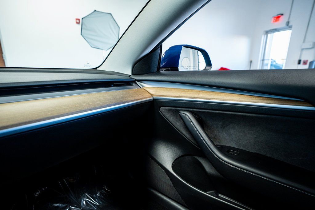 Used 2023 Tesla Model 3 Standard Range image 42